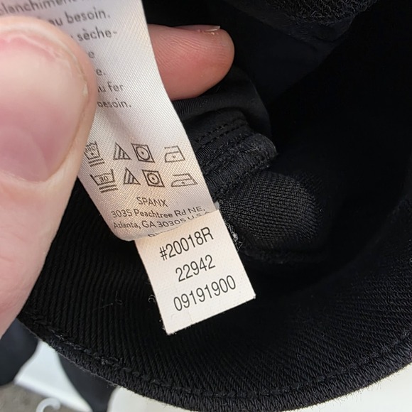 Spanx Black Skinny Stretchy High Rise Sleek Versatile Jean-ish Pants Size Large - Picture 5 of 7